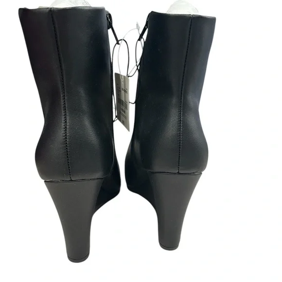 NWT Worthington Black Padley Wedged Heel Boot Size: 8 - Picture 4 of 7